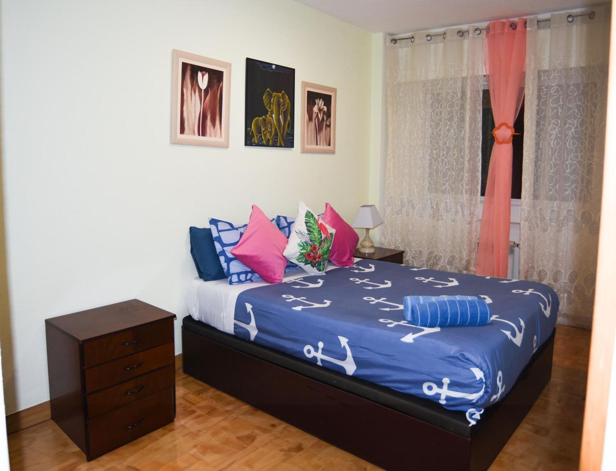 Appartamento Aparment Legazpi Madrid Esterno foto